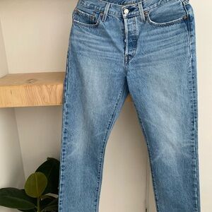 Levi's Women's High Rise Light Blue Jeans